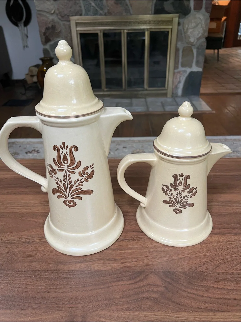 Vintage Pfaltzgraff Village stoneware coffee and tea pots with lids